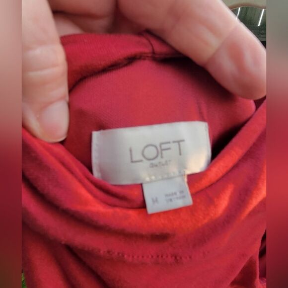 Fuchsia Sleeveless Midi Dress - Picture 2 of 10